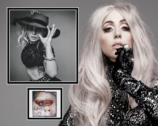 LADY GAGA SIGNED SEXY PHOTO MOUNT