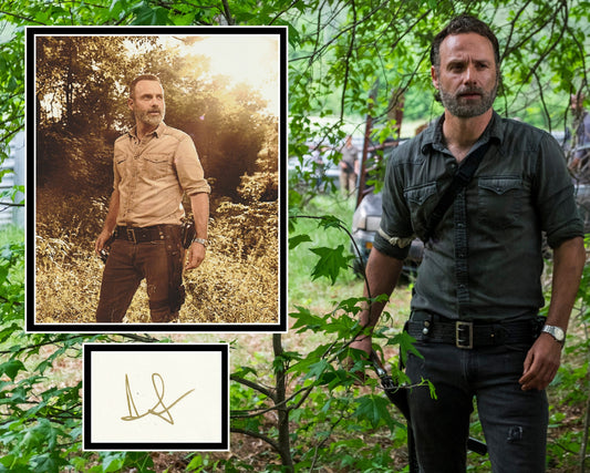 ANDREW LINCOLN SIGNED THE WALKING DEAD PHOTO MOUNT (2)