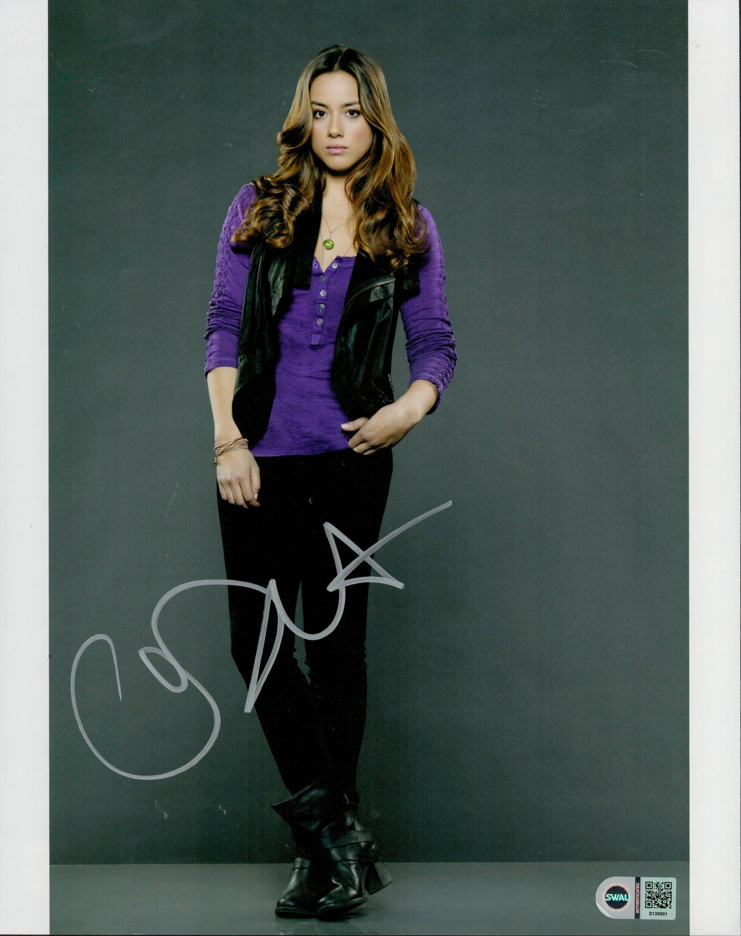 CHLOE BENNET SIGNED LARGE 14X11 SEXY PHOTO (3) ALSO SWAU