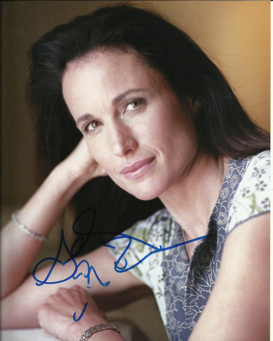 ANDIE MacDOWELL SIGNED SEXY 10X8 PHOTO (2)