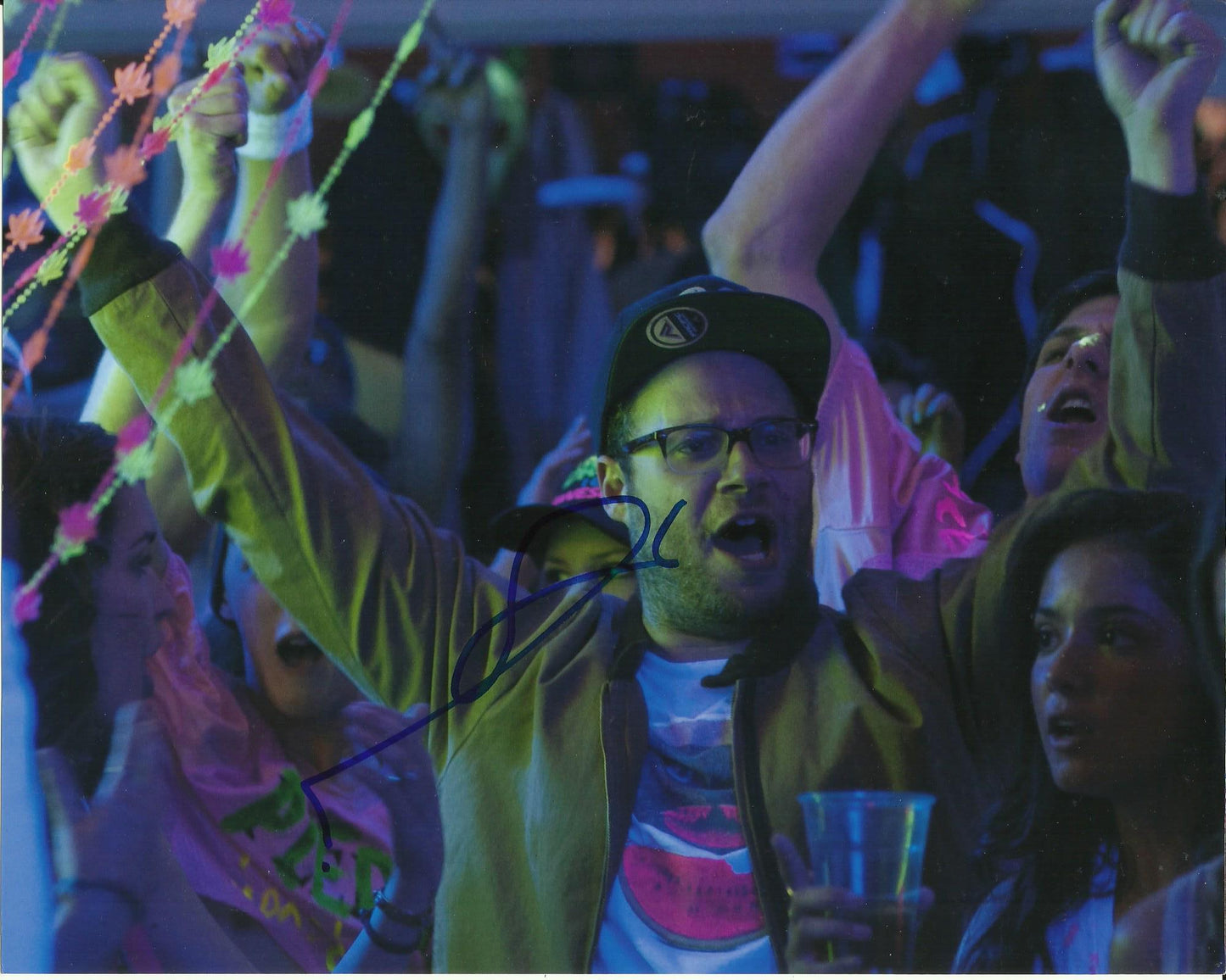 SETH ROGEN SIGNED BAD NEIGHBOURS 8X10 PHOTO