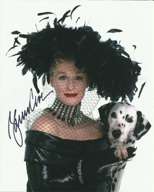 GLENN CLOSE SIGNED 101 DALMATIONS 10X8 PHOTO (2)