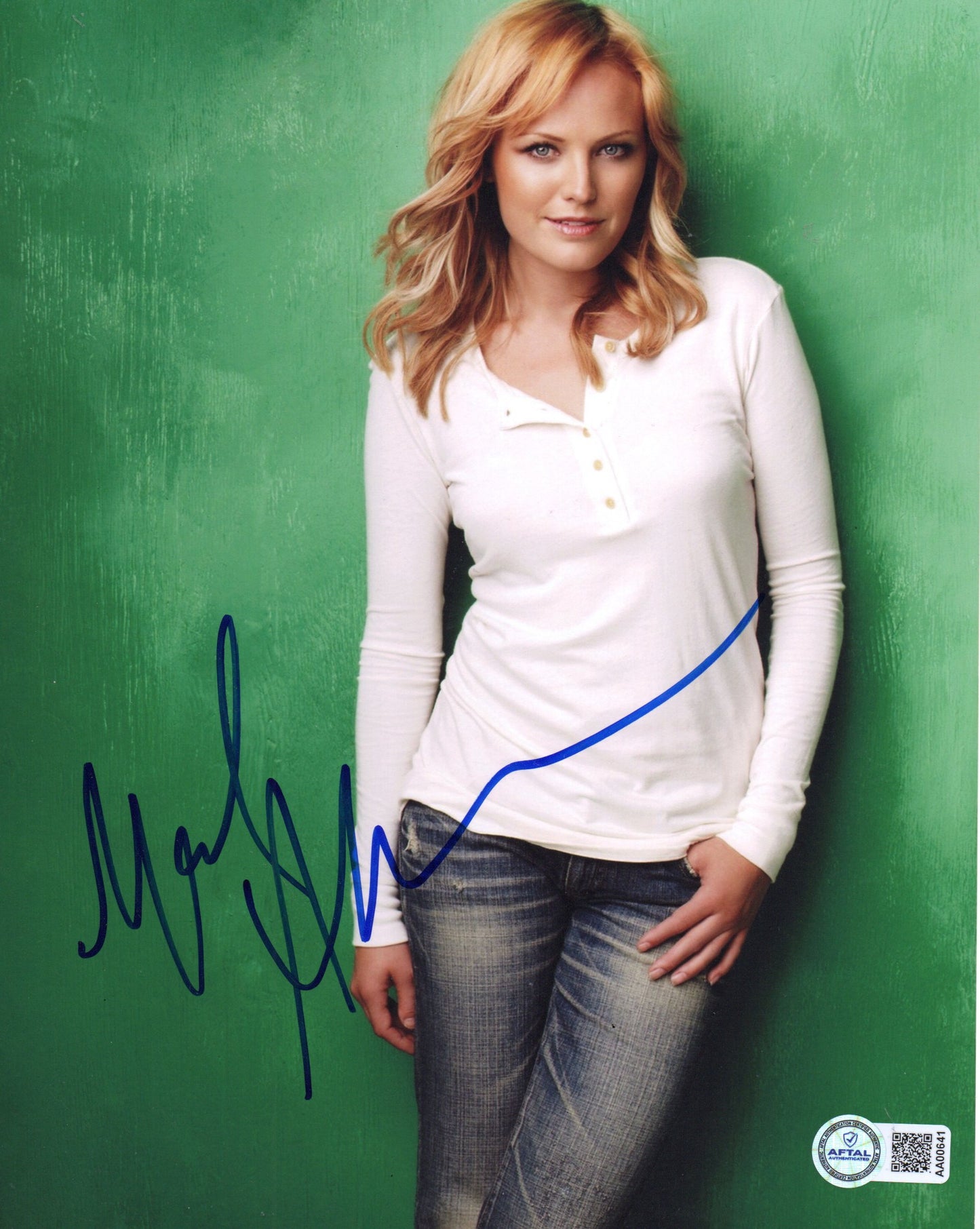 MALIN AKERMAN SIGNED SEXY 10X8 PHOTO (8) ALSO AFTAL AUTHENTICATION
