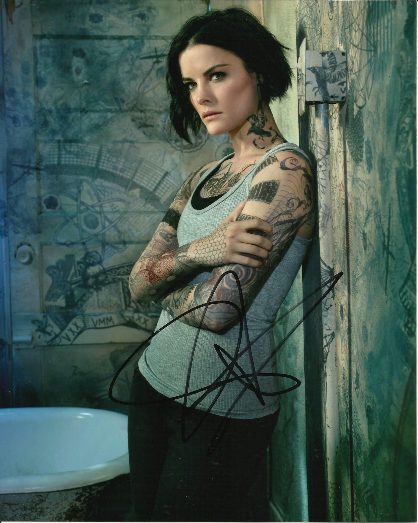 JAIMIE ALEXANDER SIGNED SEXY BLINDSPOT 10X8 PHOTO (3)