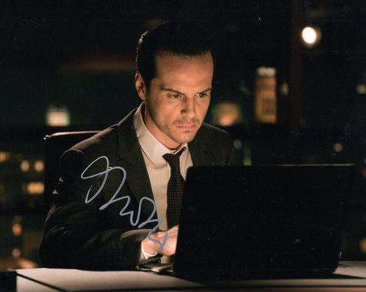 ANDREW SCOTT SIGNED SPECTRE 8X10 PHOTO (2)