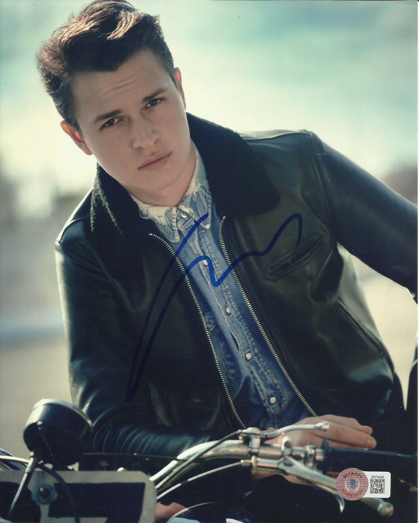 ANSEL ELGORT SIGNED COOL 8X10 PHOTO (2) ALSO BECKETTS COA