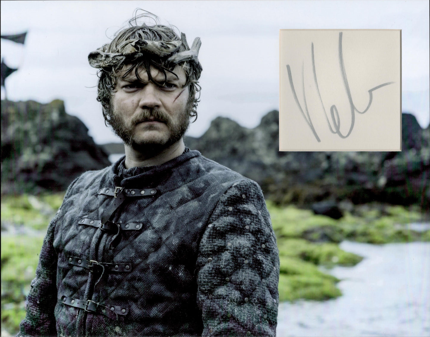 PILOU ASBAEK SIGNED 14X11 GAME OF THRONES PHOTO MOUNT (2)