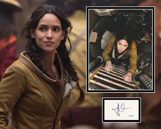 ADRIA ARJONA SIGNED ANDOR PHOTO MOUNT ALSO ACOA