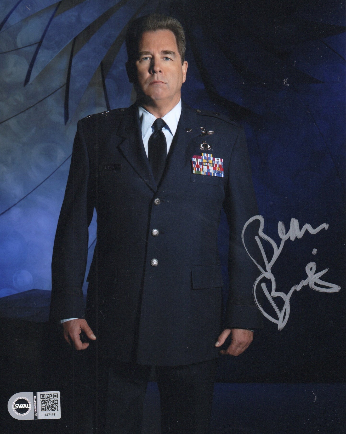 BEAU BRIDGES SIGNED STARGATE 8X10 PHOTO ALSO SWAU