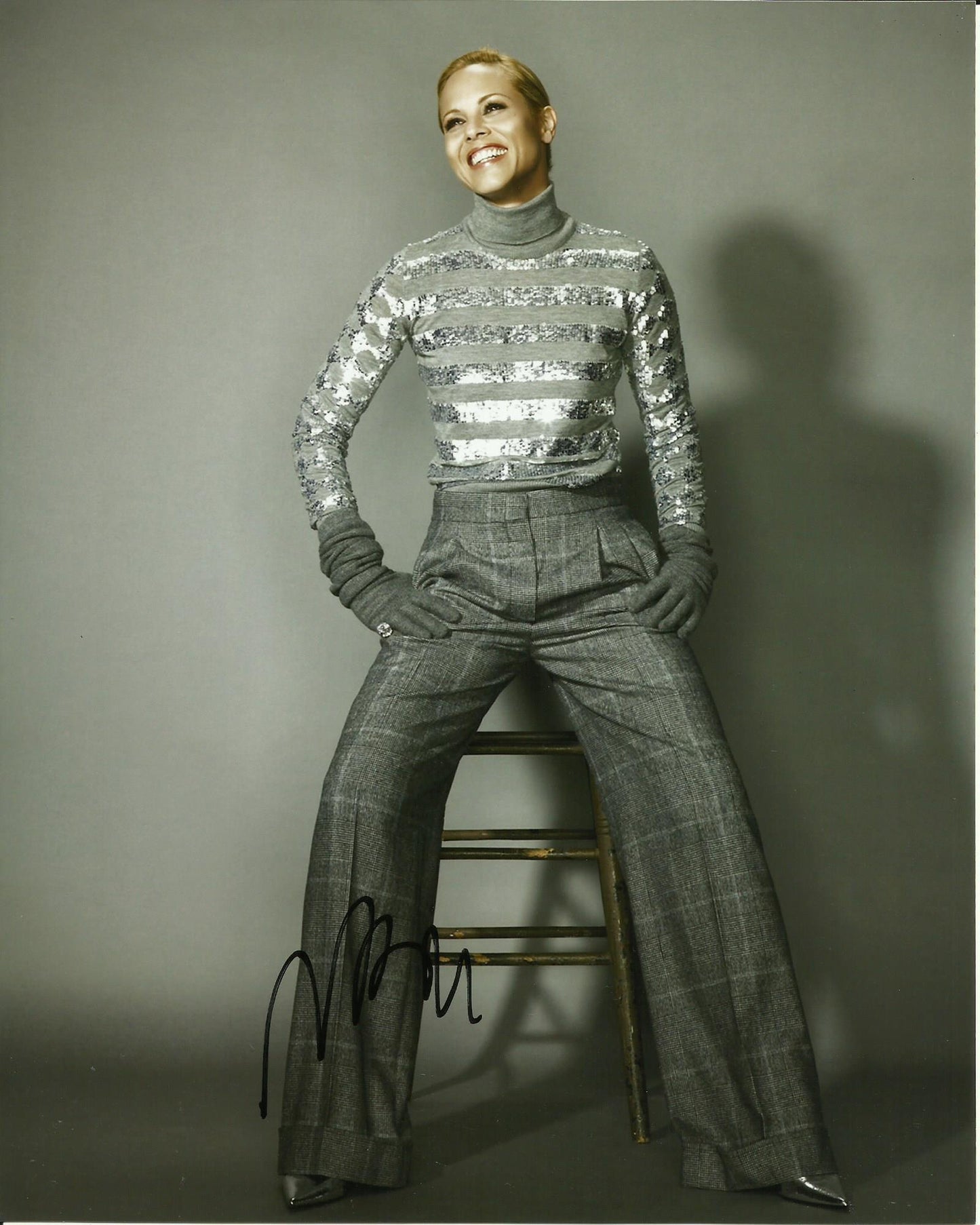 MARIA BELLO SIGNED SEXY 10X8 PHOTO (3)