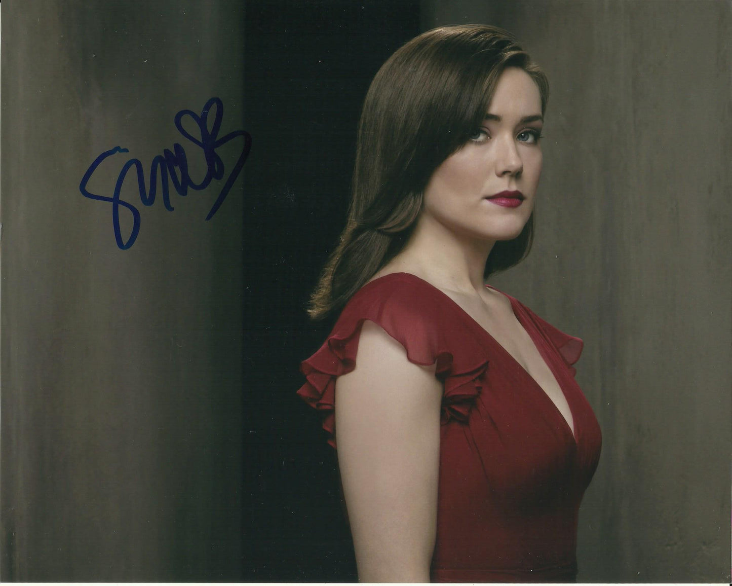 MEGAN BOONE SIGNED THE BLACKLIST 10X8 PHOTO (6)