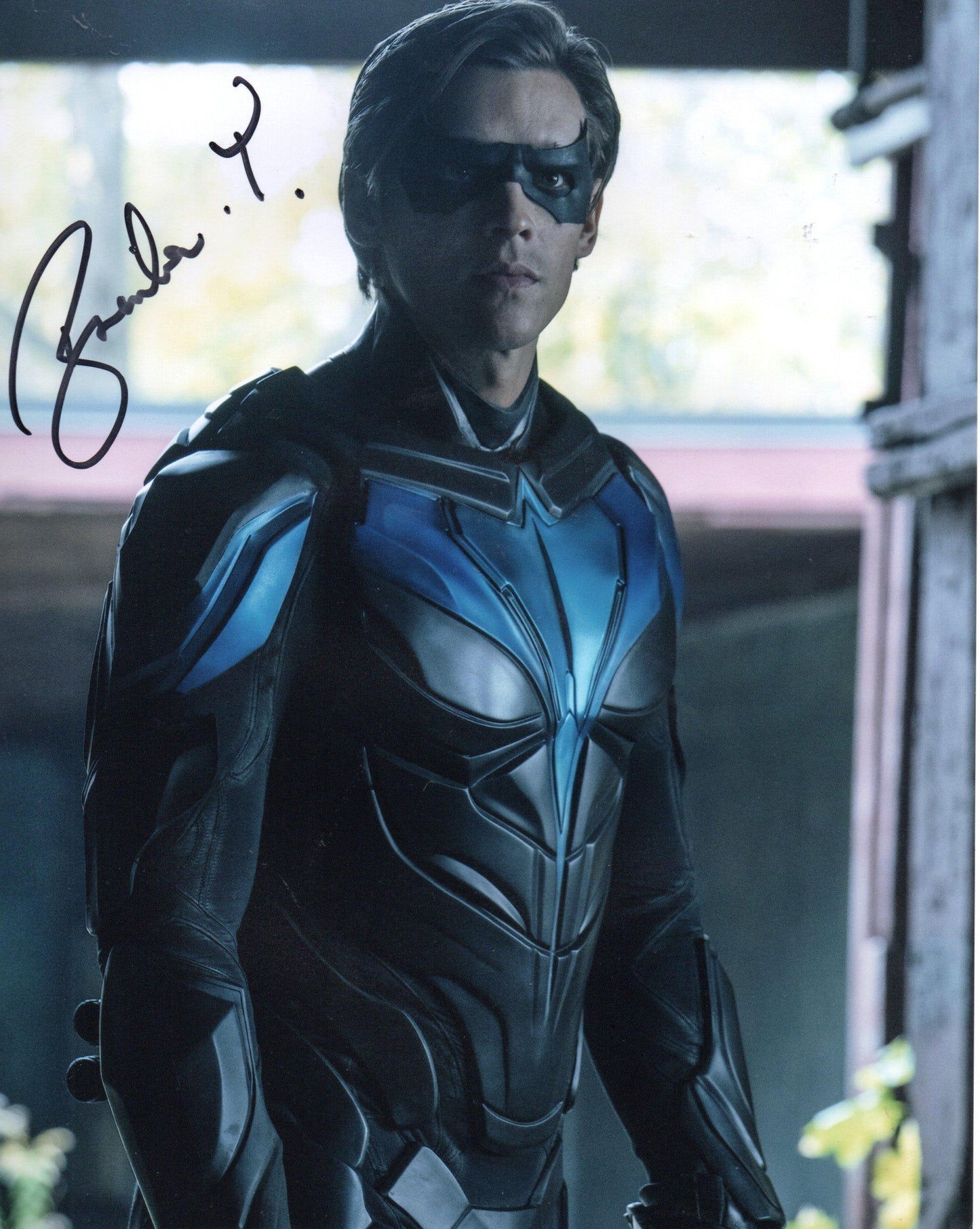 BRENTON THWAITES SIGNED TITANS 8X10 PHOTO (7)