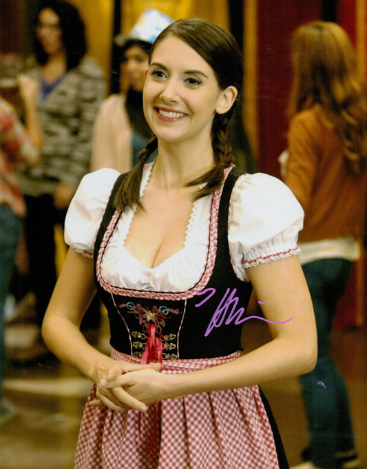 ALISON BRIE SIGNED SEXY COMMUNITY 14X11 PHOTO (2)
