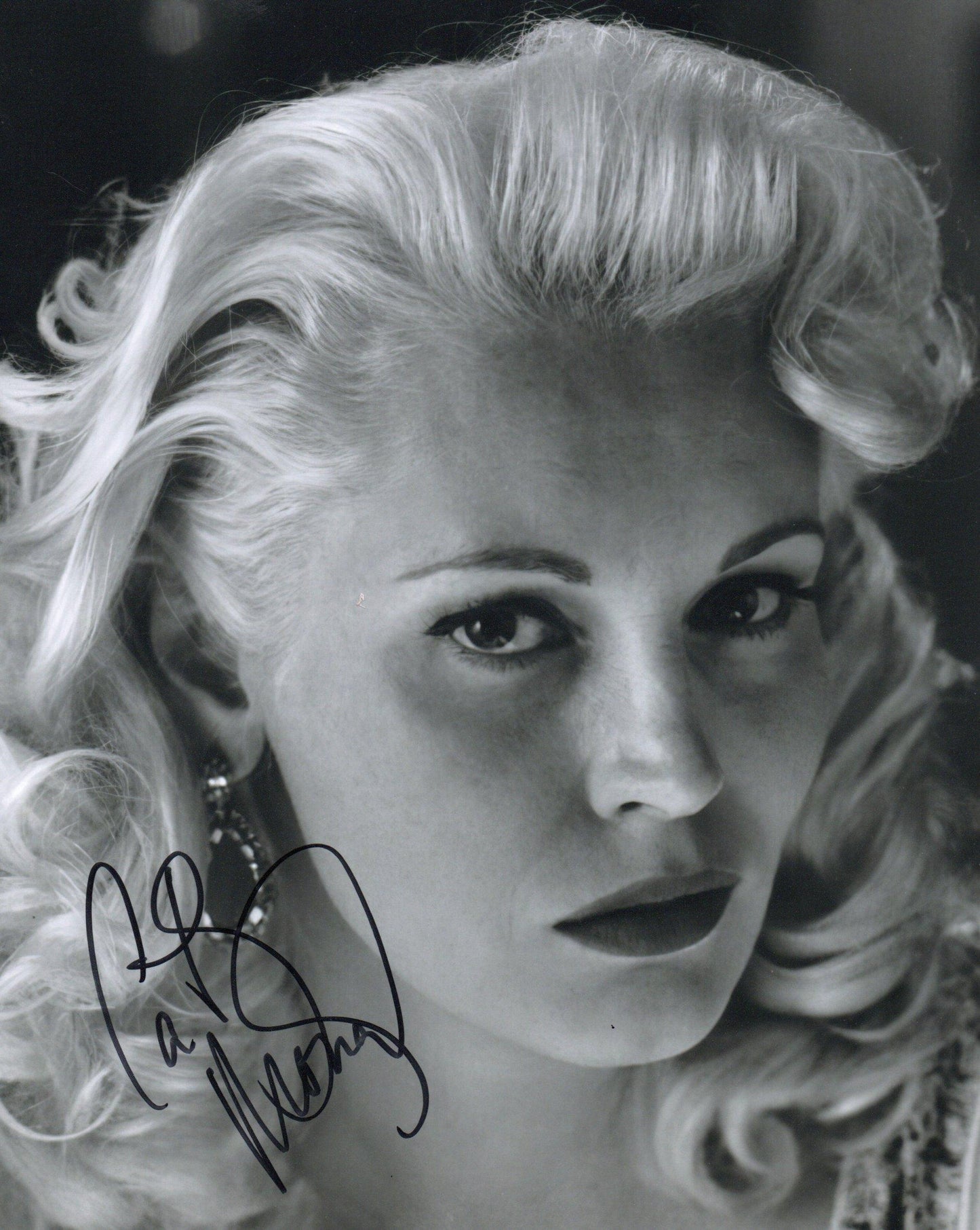 CATHY MORIARTY SIGNED RAGING BULL 10X8 PHOTO (5)