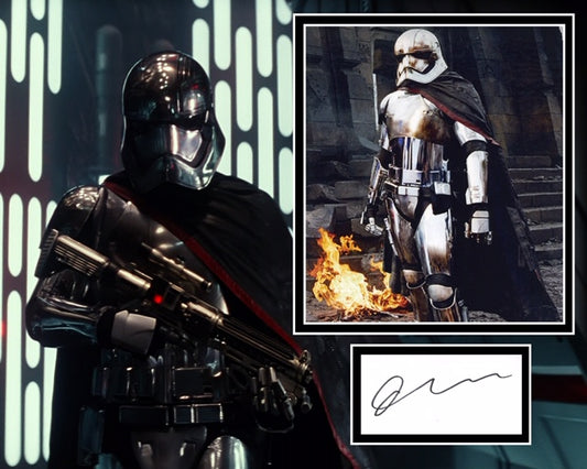 GWENDOLINE CHRISTIE SIGNED STAR WARS PHOTO MOUNT UACC REG 242