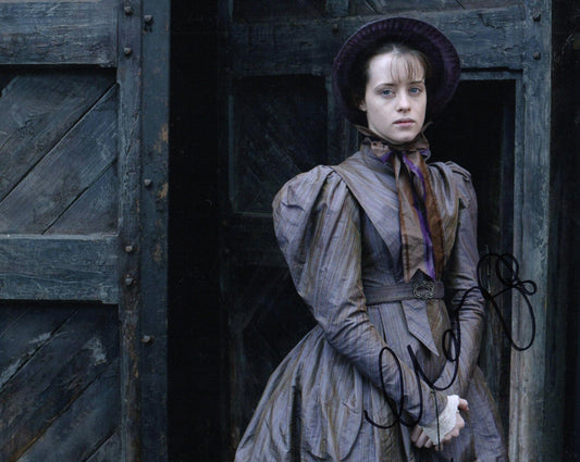 CLAIRE FOY SIGNED LITTLE DORRIT 10X8 PHOTO (3)