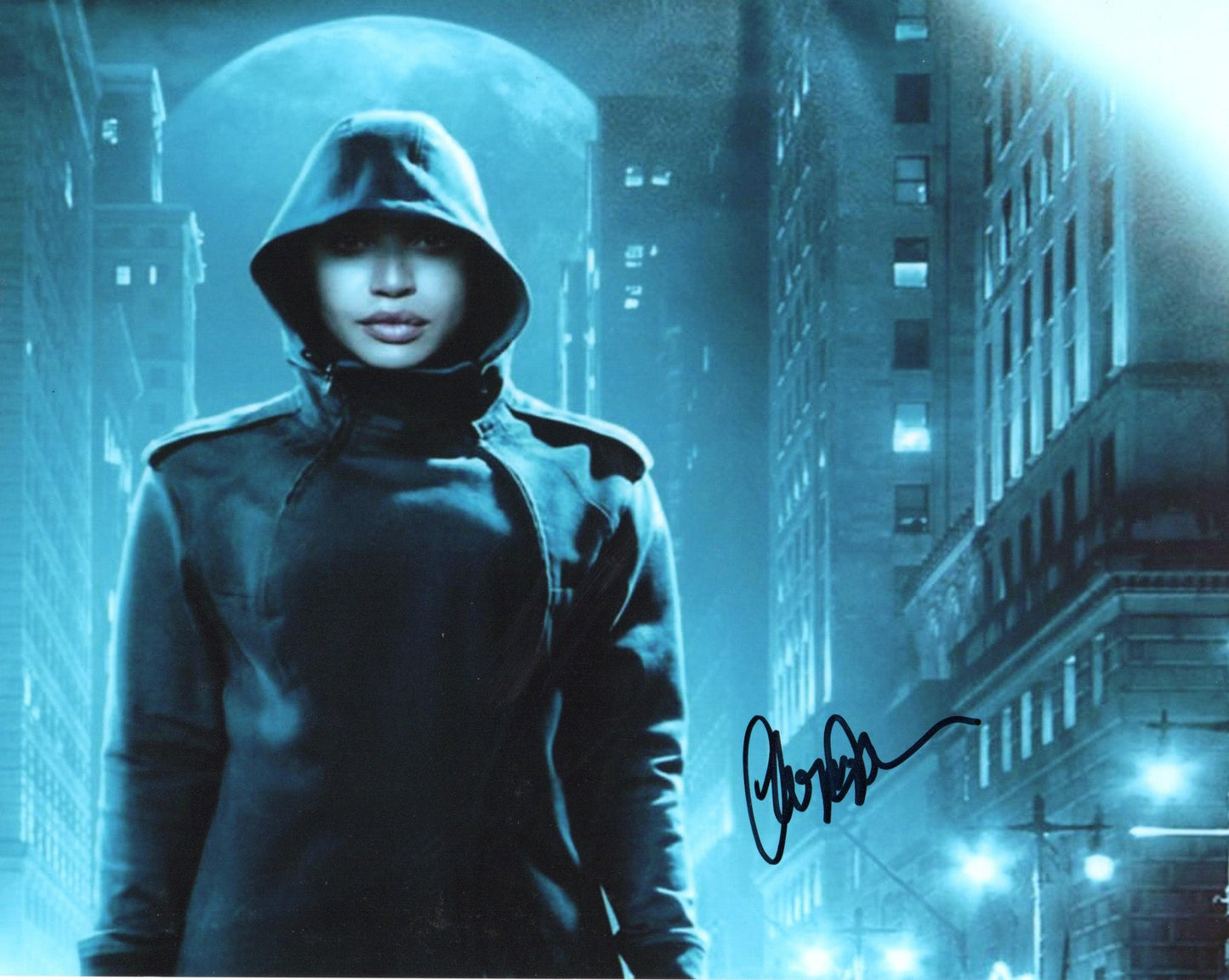 CLEOPATRA COLEMAN SIGNED IN THE SHADOW OF THE MOON 10X8 PHOTO (1)