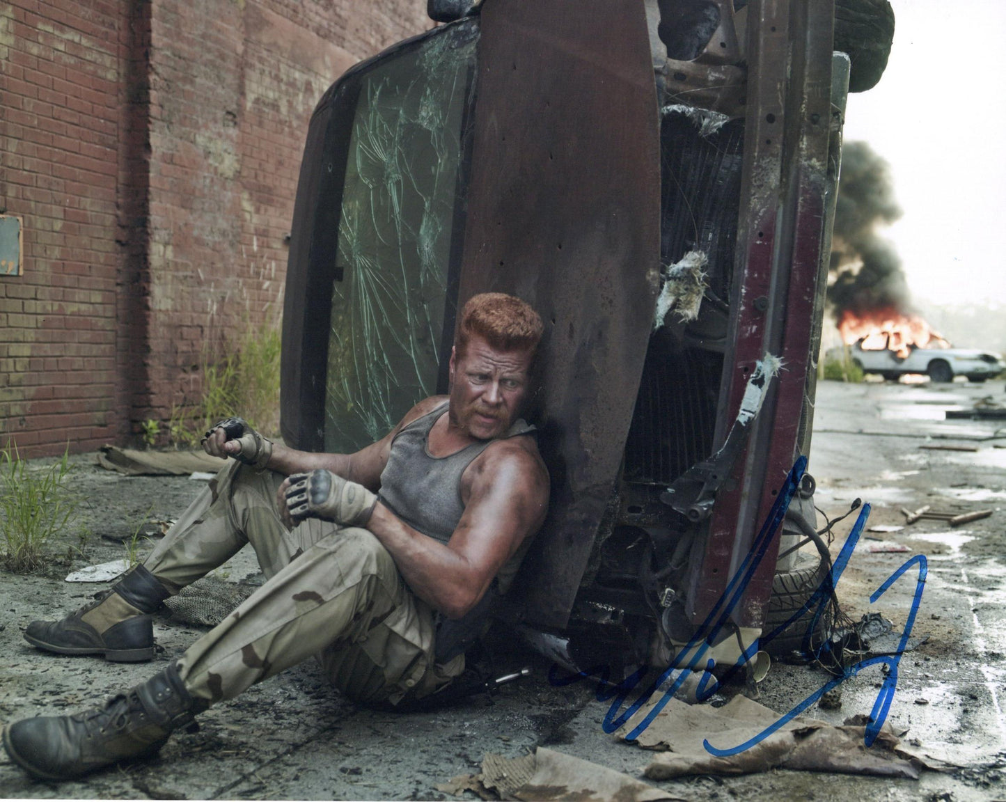 MICHAEL CUDLITZ SIGNED THE WALKING DEAD 8X10 PHOTO (2)