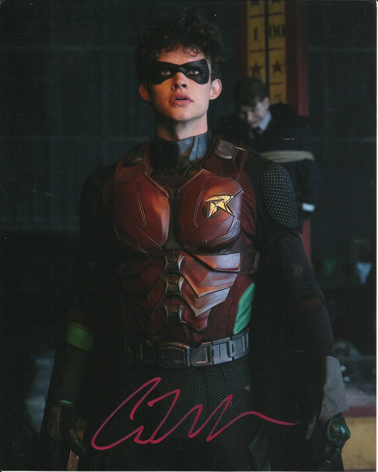 CURRAN WALTERS SIGNED TITANS 8X10 PHOTO (9)