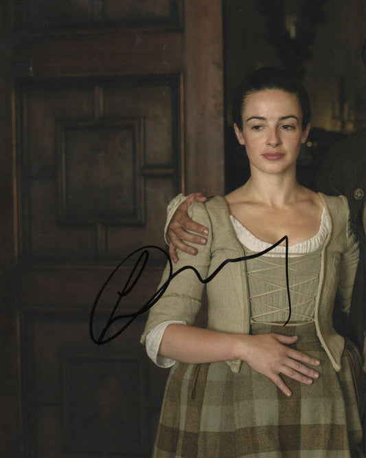 LAURA DONNELLY SIGNED SEXY OUTLANDER 8X10 PHOTO (4)