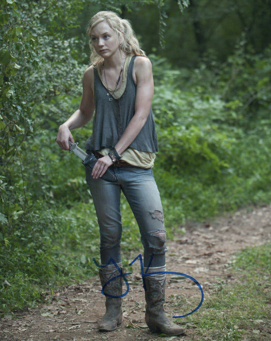 EMILY KINNEY SIGNED THE WALKING DEAD 8X10 PHOTO (1)