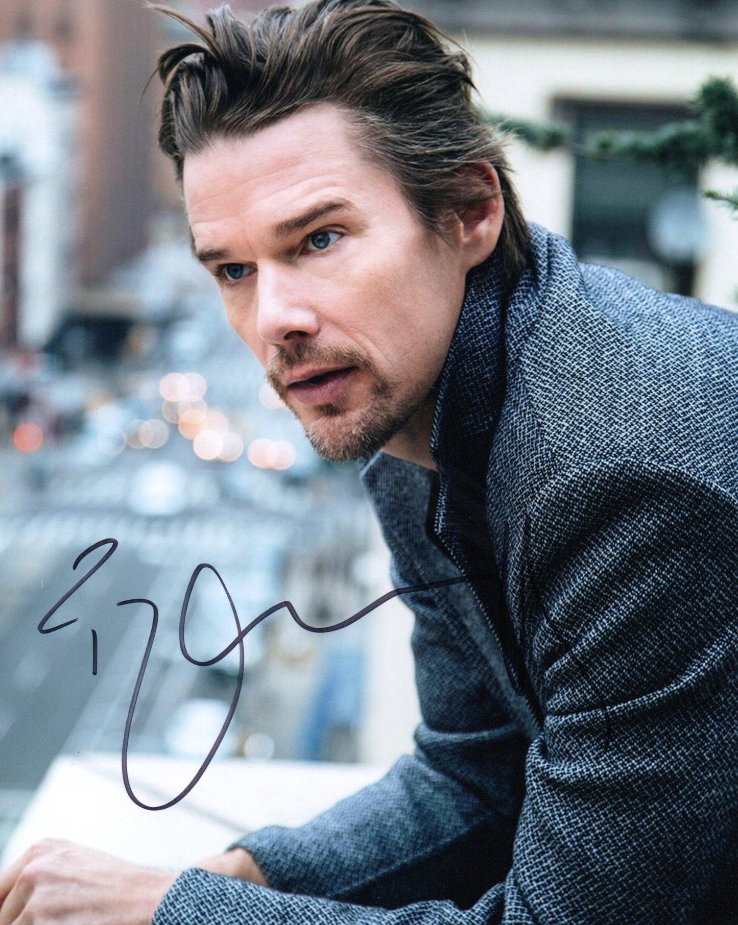 ETHAN HAWKE SIGNED COOL 8X10 PHOTO (6)