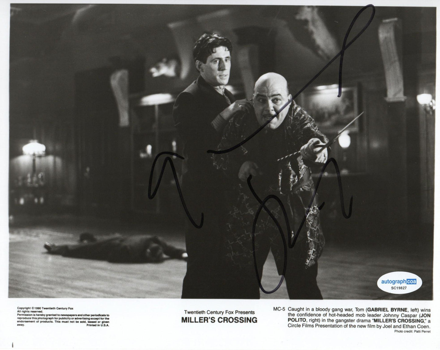 GABRIEL BYRNE SIGNED MILLERS CROSSING 10X8 PHOTO (2) ALSO ACOA
