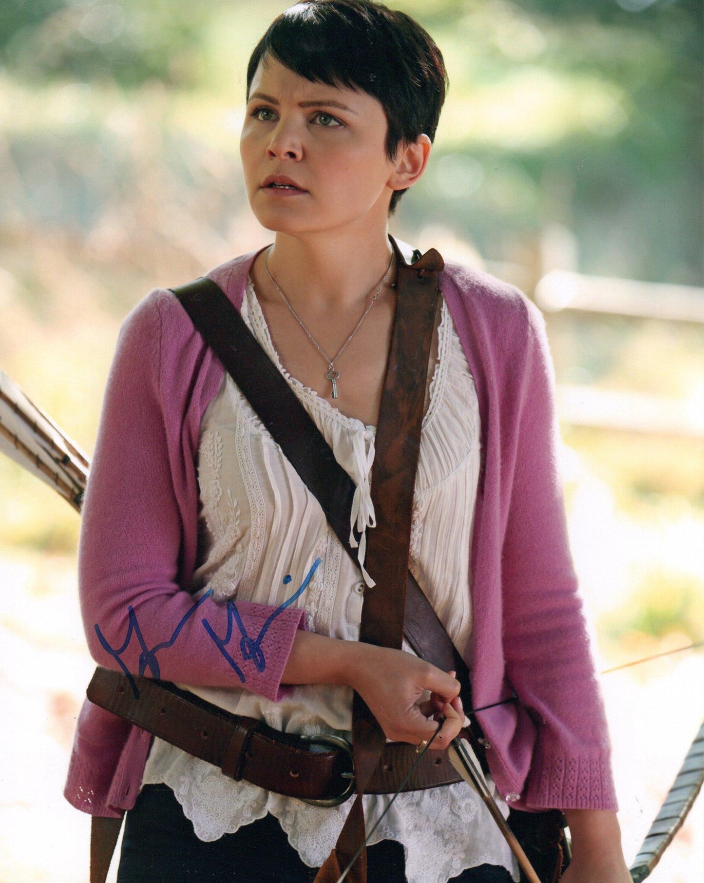 GINNIFER GOODWIN SIGNED ONCE UPON A TIME 10X8 PHOTO (2)