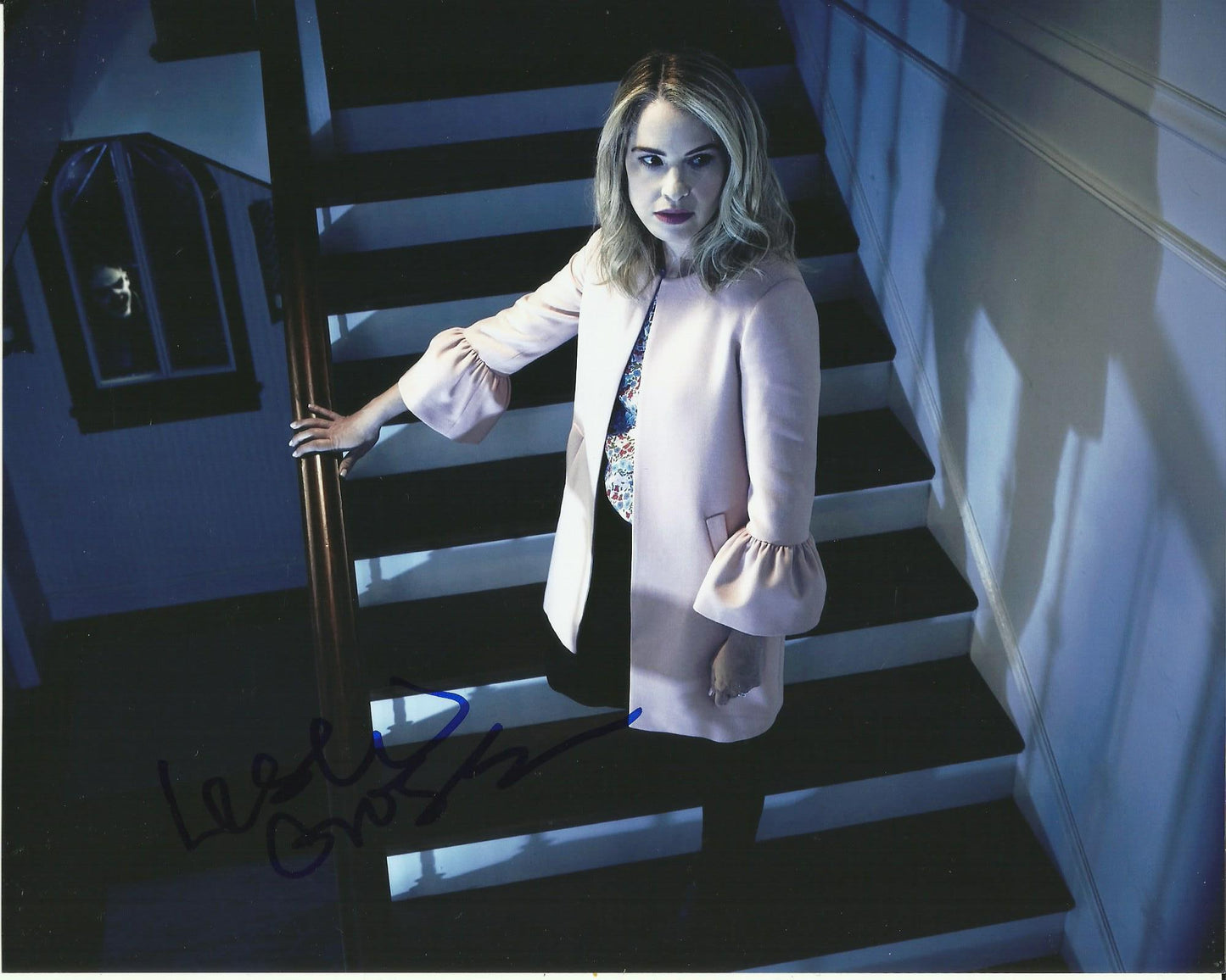 LESLIE GROSSMAN SIGNED AMERICAN HORROR STORY 10X8 PHOTO