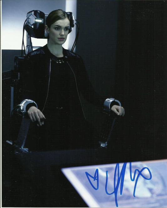 ELIZABETH HENSTRIDGE SIGNED AGENTS OF SHIELD 10X8 PHOTO (1)