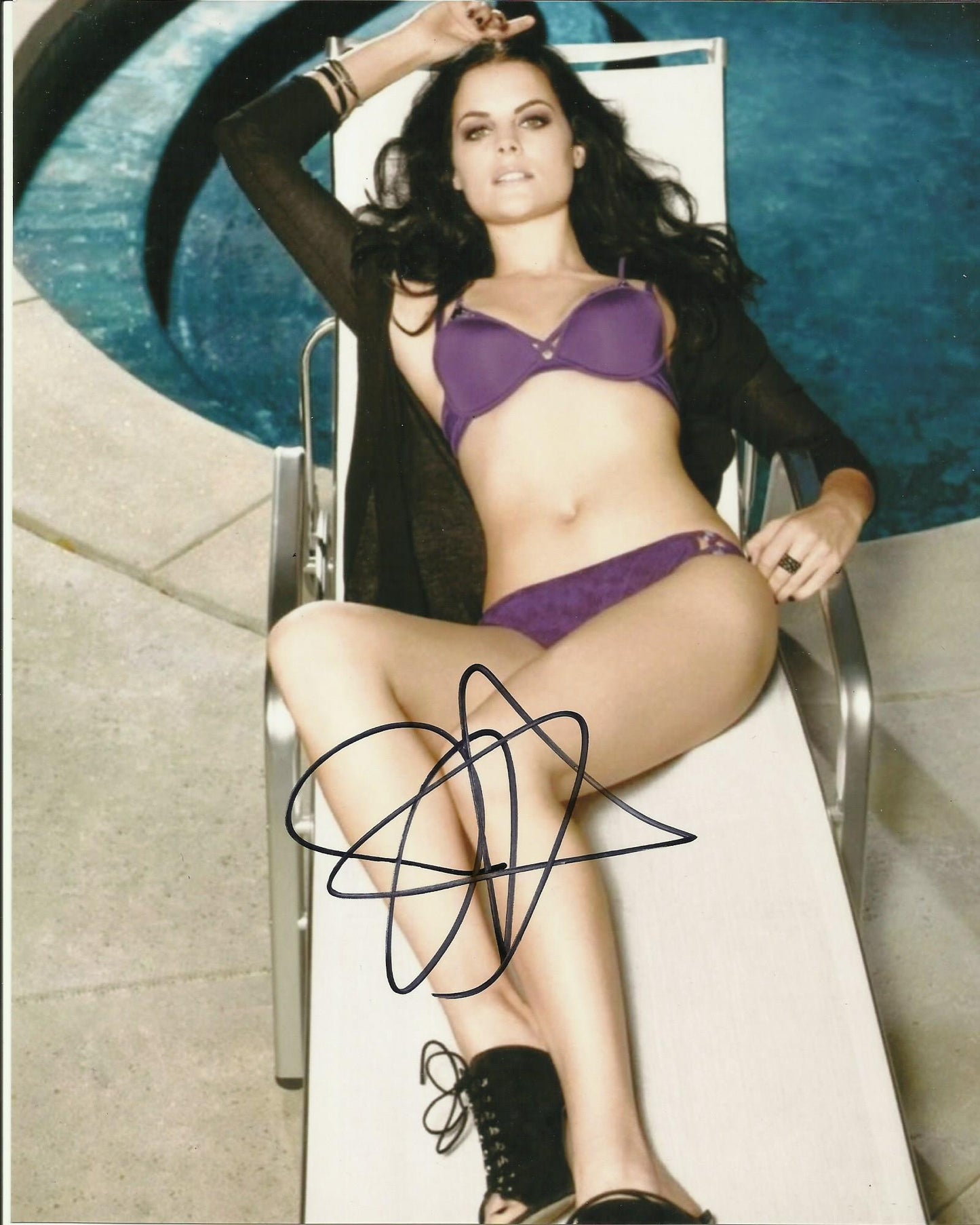 JAIMIE ALEXANDER SIGNED SEXY 10X8 PHOTO (6)