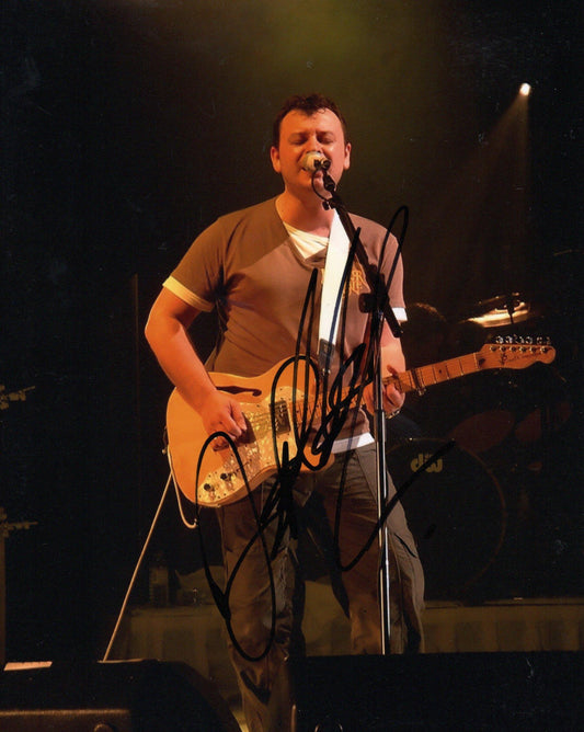 JAMES DEAN BRADFIELD SIGNED MANIC ST PREACHERS 8X10 PHOTO (2)