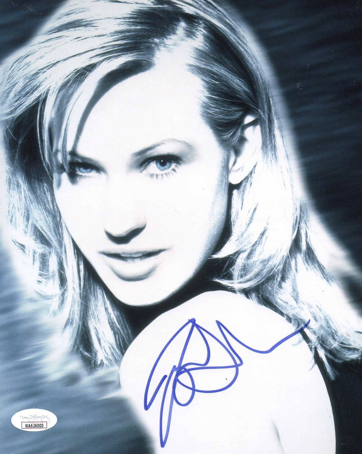 JOEY LAUREN ADAMS SIGNED CHASING AMY 8X10 PHOTO (1) ALSO JSA