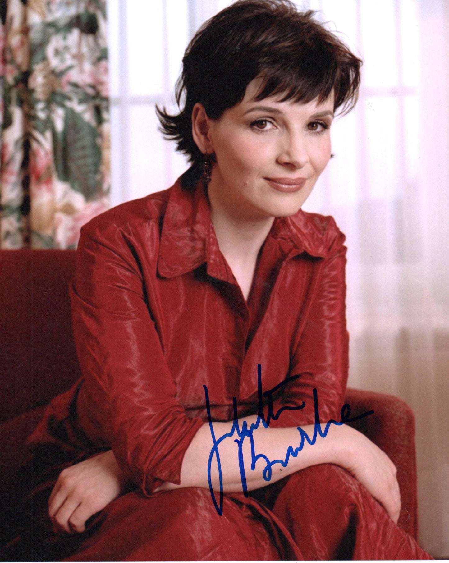 JULIETTE BINOCHE SIGNED SEXY 10X8 PHOTO