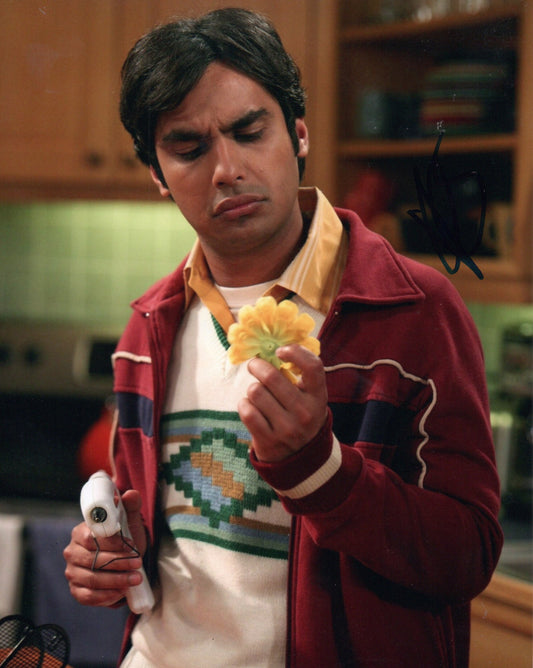 KUNAL NAYYAR SIGNED THE BIG BANG THEORY 8X10 PHOTO (5)
