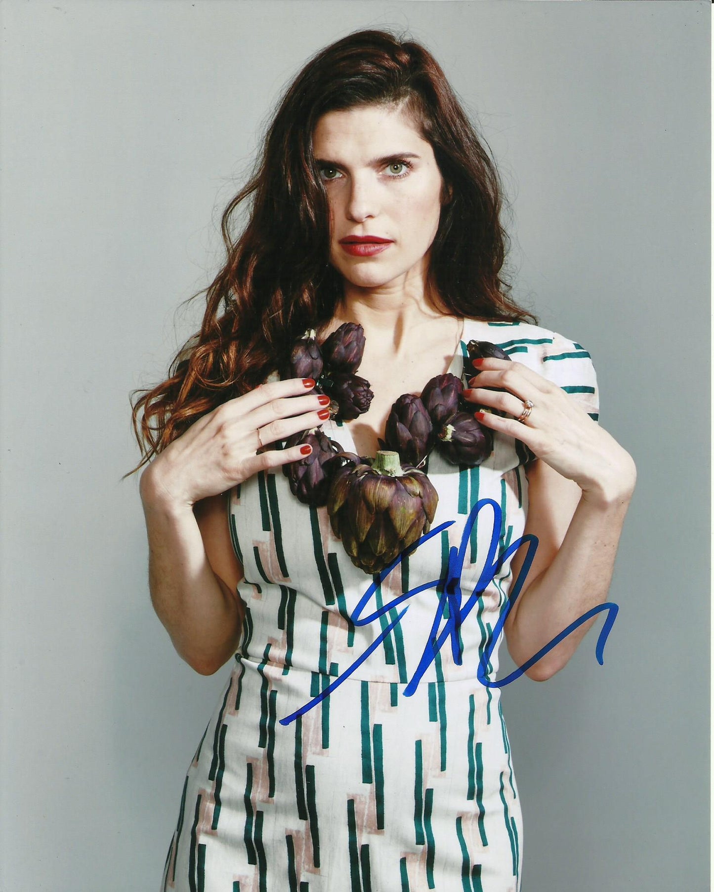 LAKE BELL SIGNED SEXY 10X8 PHOTO (4)