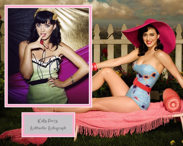 KATY PERRY SIGNED SEXY PHOTO MOUNT UACC REG 242 ACOA