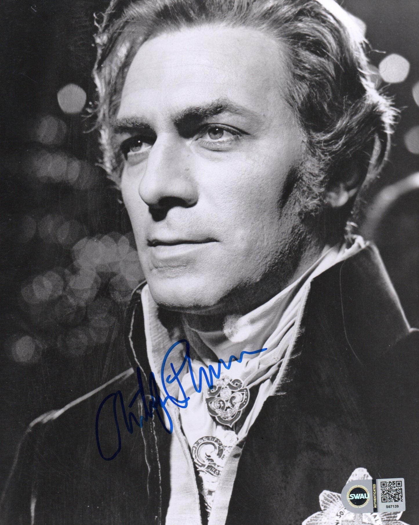 CHRISTOPHER PLUMMER SIGNED WATERLOO 8X10 PHOTO (1) ALSO SWAU