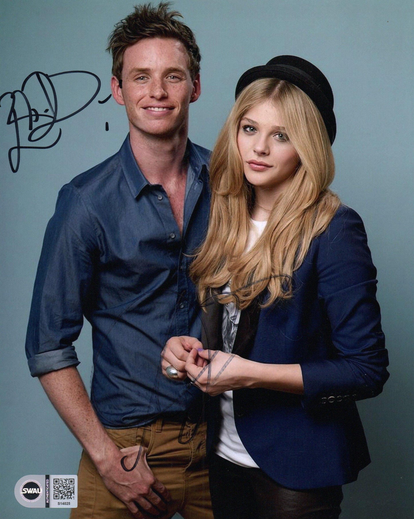 EDDIE REDMAYNE AND CHLOE GRACE MORETZ SIGNED COOL 8X10 PHOTO (1) ALSO SWAU CERT