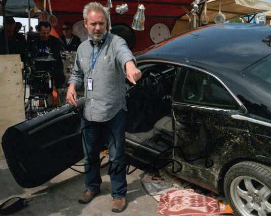 SAM MENDES SIGNED JAMES BOND 8X10 PHOTO (5)