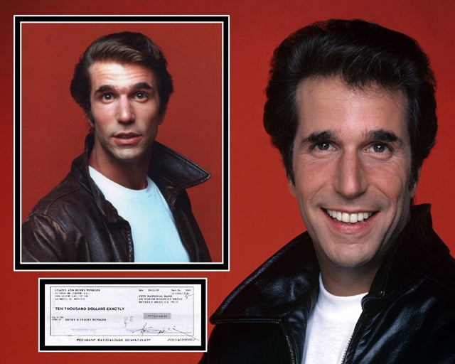 HENRY WINKLER SIGNED HAPPY DAYS THE FONZ PHOTO MOUNT UACC REG 242 (1)