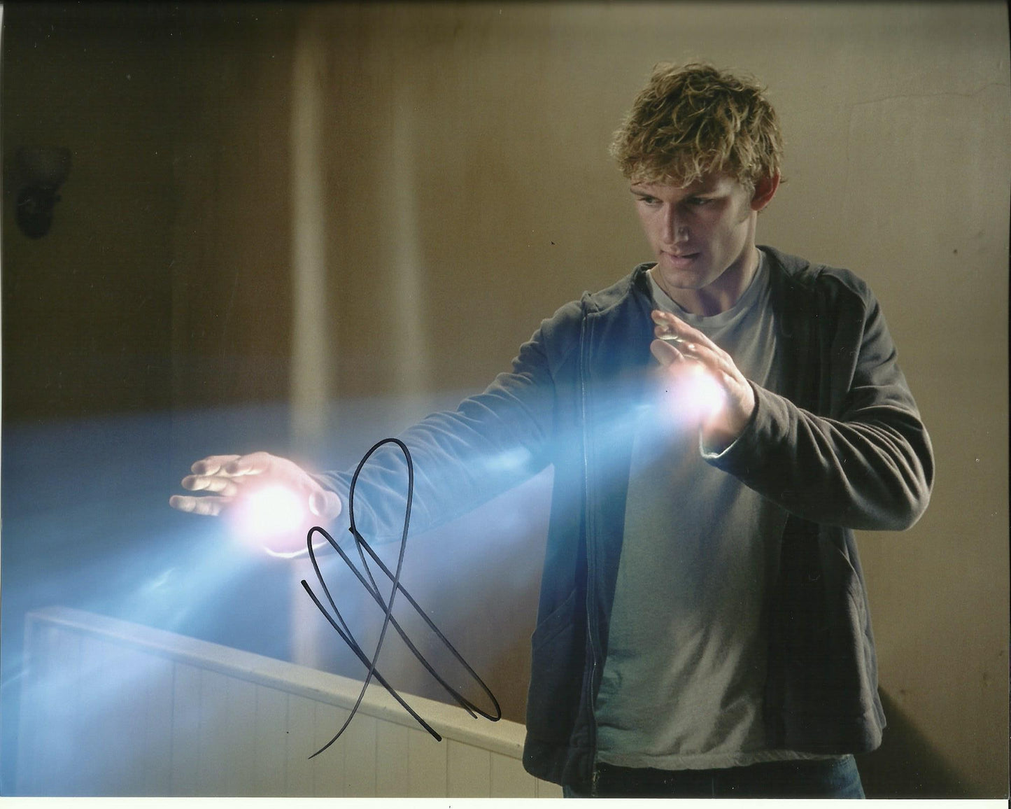 ALEX PETTYFER SIGNED I AM NUMBER FOUR 8X10 PHOTO (1)