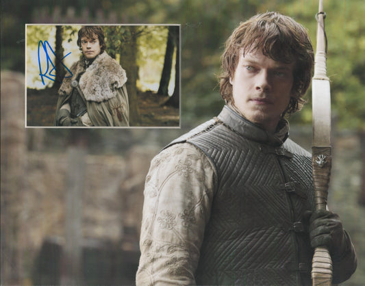 ALFIE ALLEN SIGNED 14X11 GAME OF THRONES PHOTO MOUNT (2)