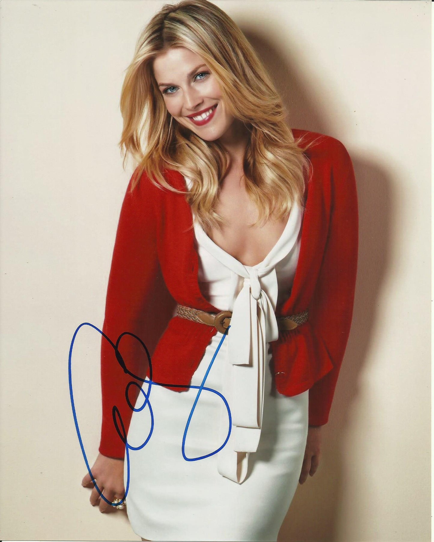 ALI LARTER SIGNED SEXY 10X8 PHOTO (2)