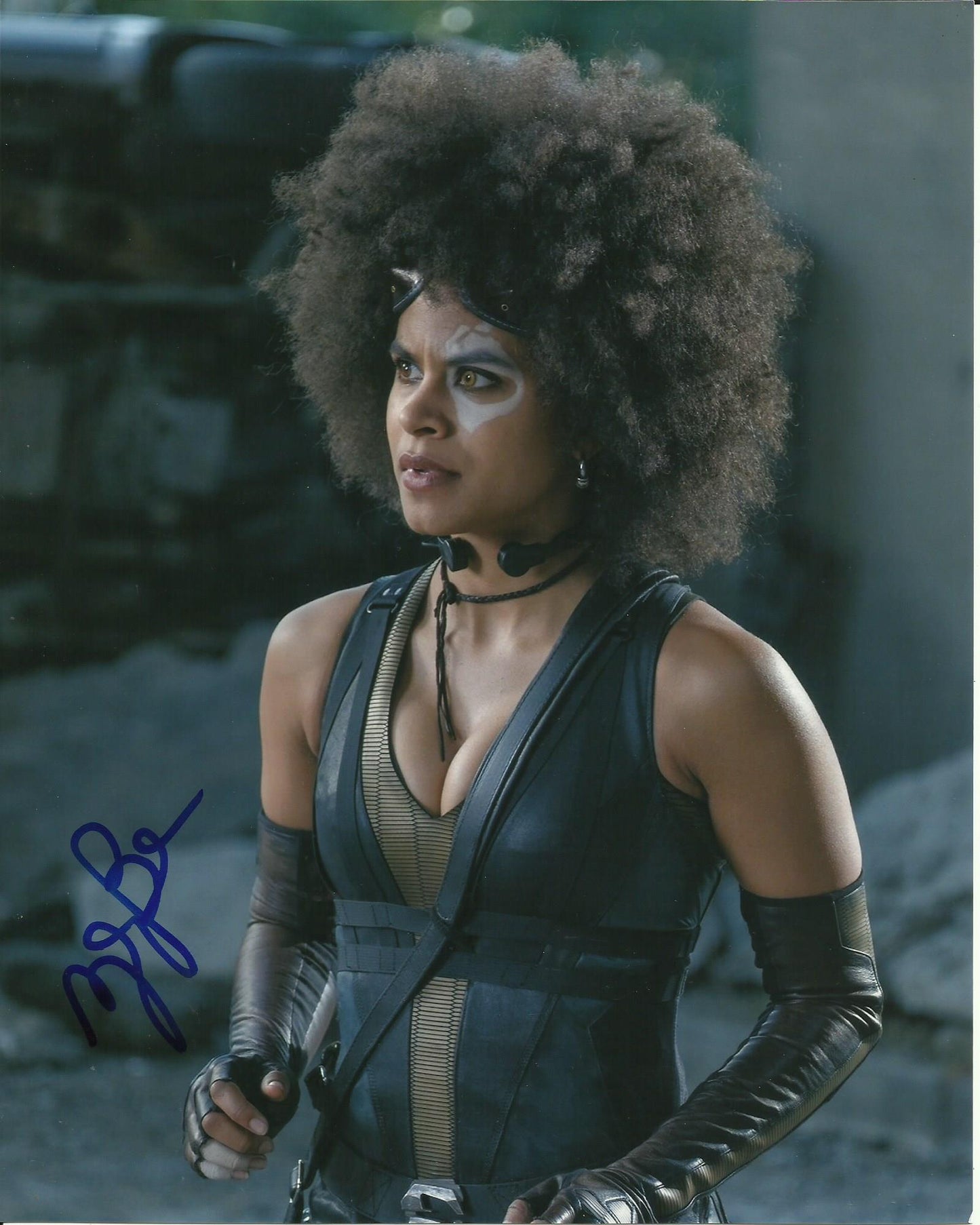 ZAZIE BEETZ SIGNED SEXY DEADPOOL 2 10X8 PHOTO (1)