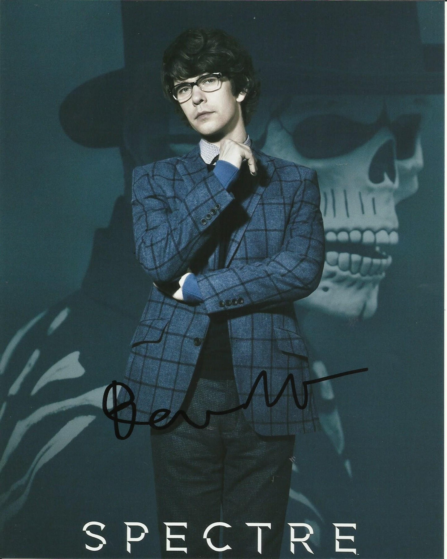 BEN WHISHAW SIGNED JAMES BOND 8X10 PHOTO (3)
