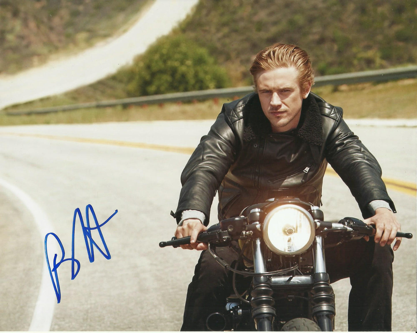 BOYD HOLBROOK SIGNED COOL 8X10 PHOTO (1)