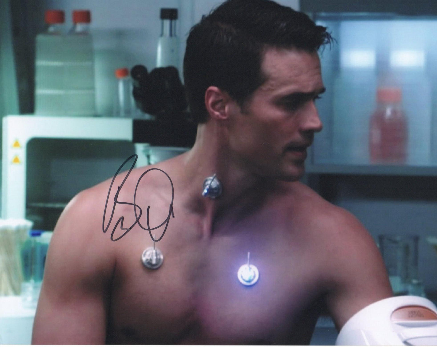 BRETT DALTON SIGNED AGENTS OF SHIELD 8X10 PHOTO (2)