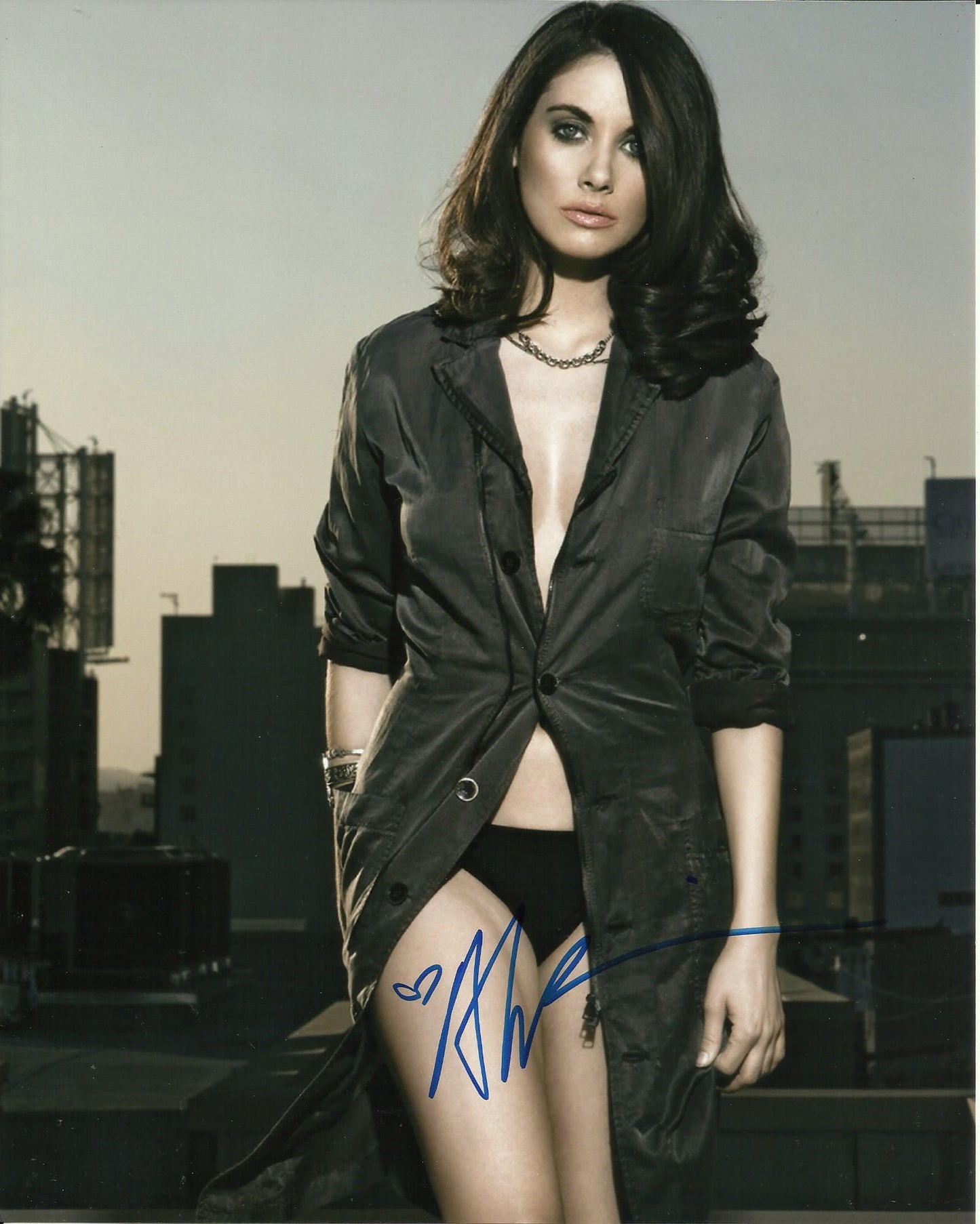 ALISON BRIE SIGNED SEXY 10X8 PHOTO (4)