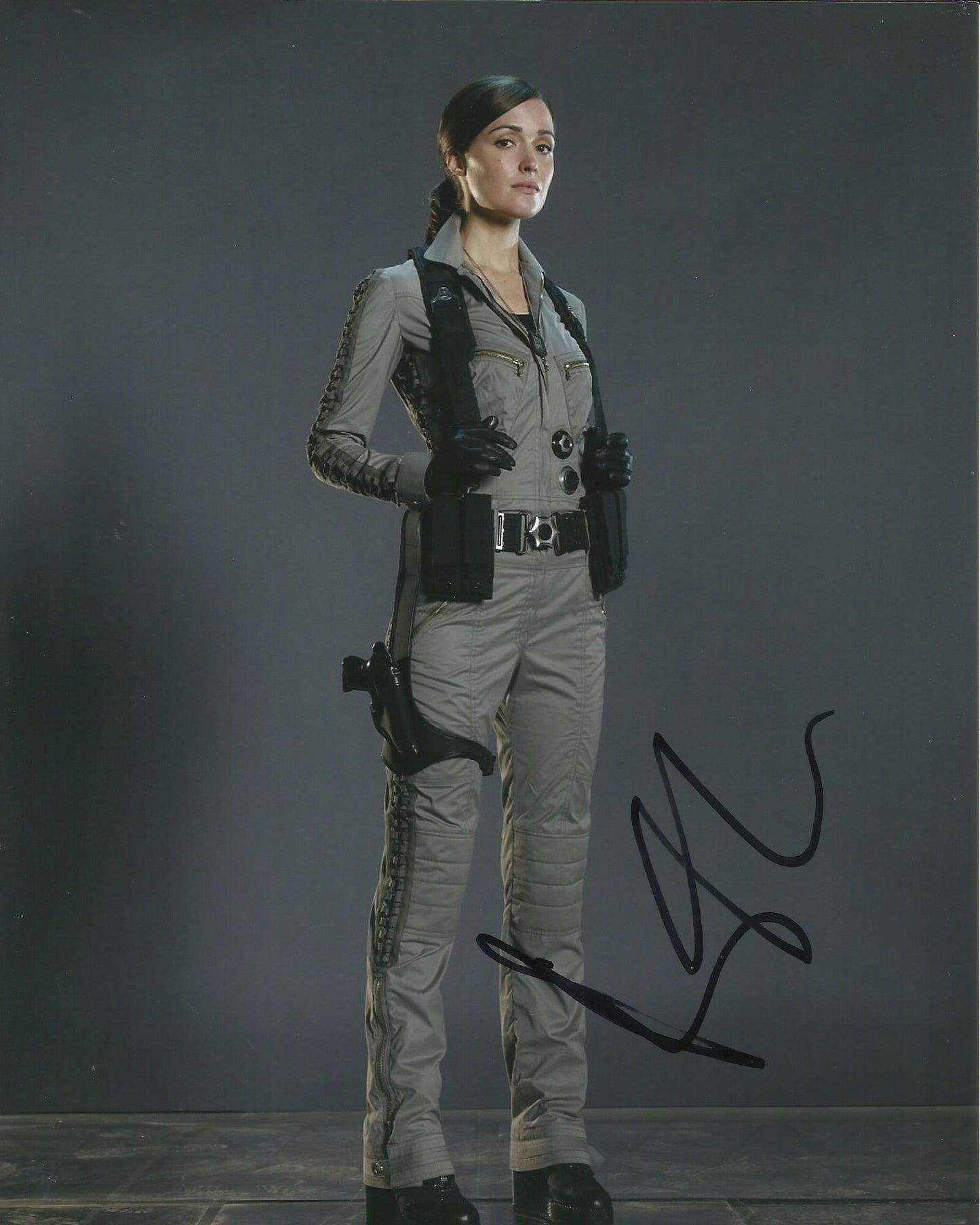 ROSE BYRNE SIGNED X-MEN 10X8 PHOTO (2)